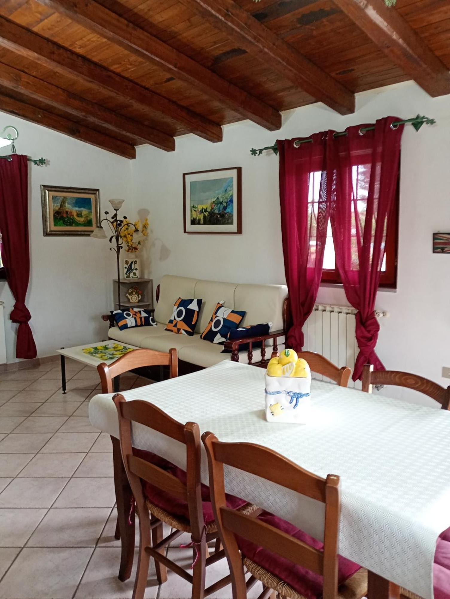 Independent Villa With Private Beach On The Lake Bracciano  Exterior photo